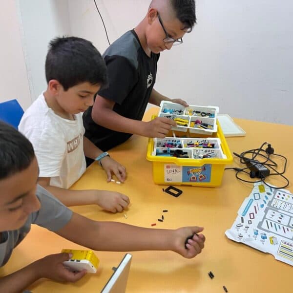 Le pari du concret pour apprendre