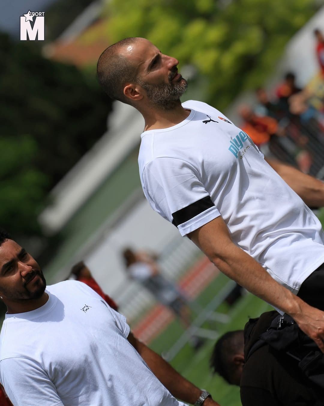 UGO CROUSILLAT - DIMITRI PAYET : AMBASSADEURS DE LÉGENDE 🩵🤍🌟🌟
Alors que...
