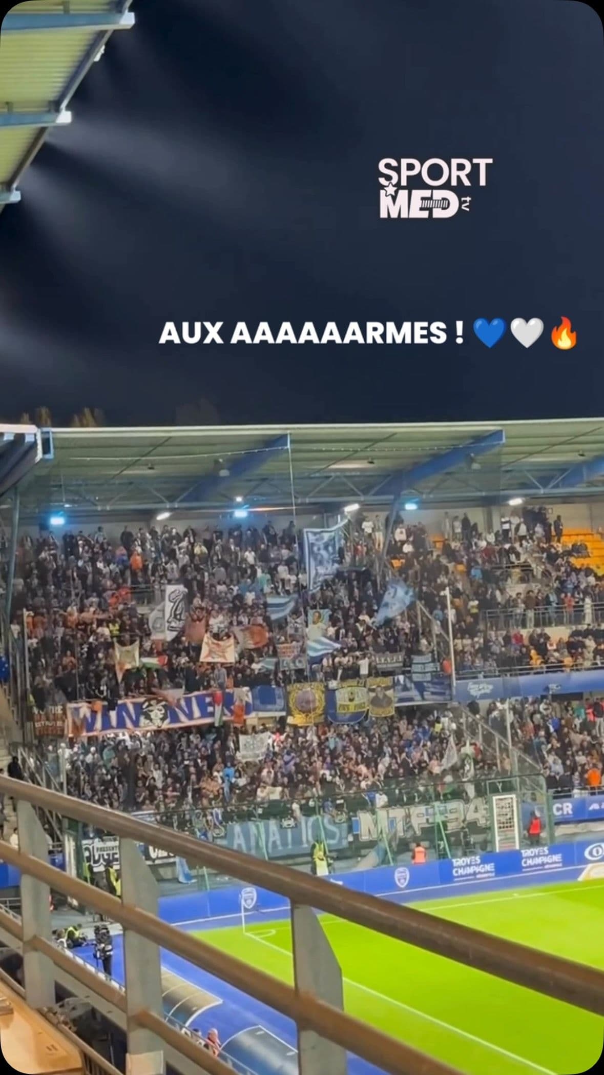 CE AUX ARMES MARSEILLAIS EN DIRECT DE TROYES ! 😍💙🤍🔥
Les supporters...